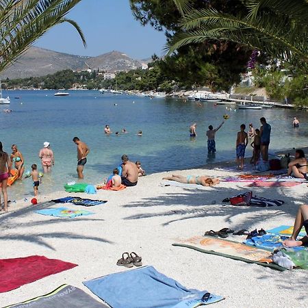 Apartments By The Sea Trogir - 15011 Exterior foto