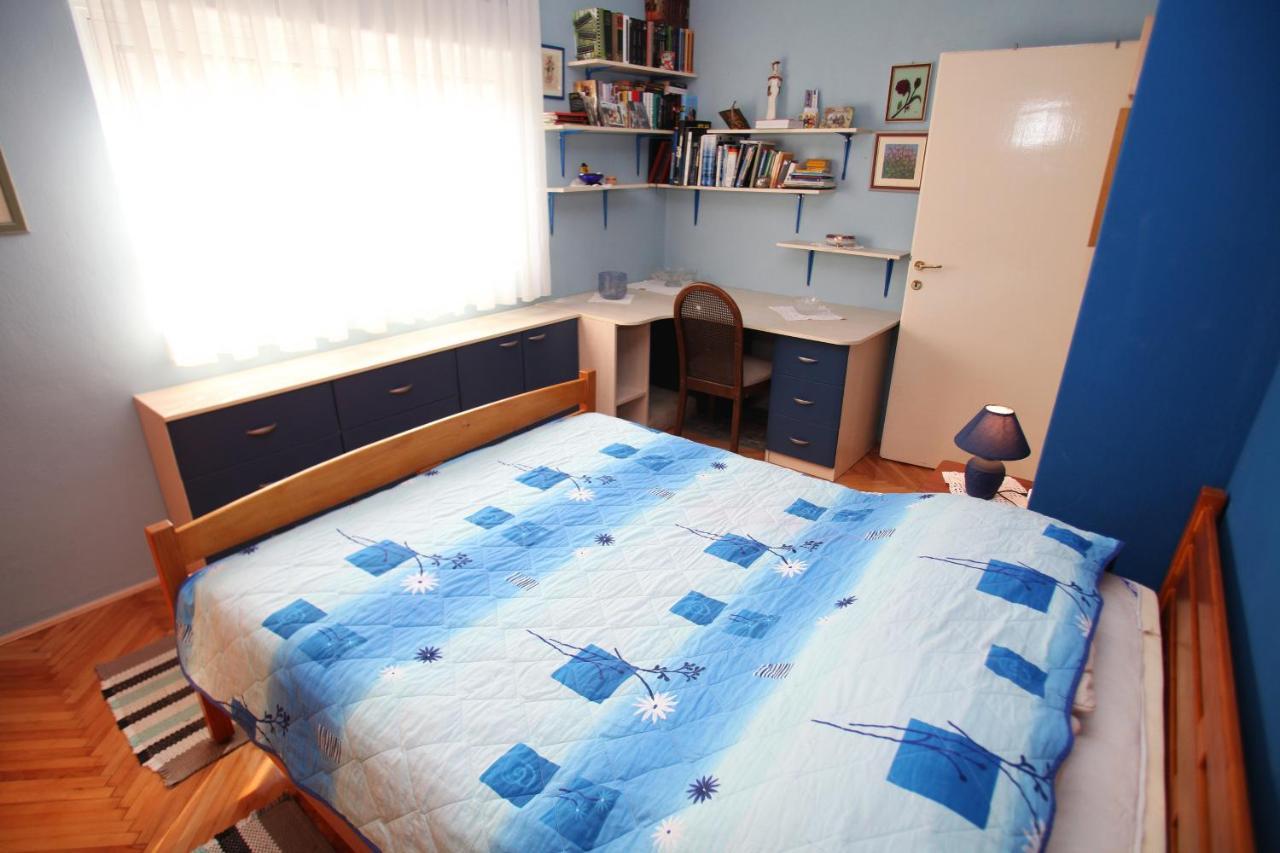 Apartments By The Sea Trogir - 15011 Exterior foto